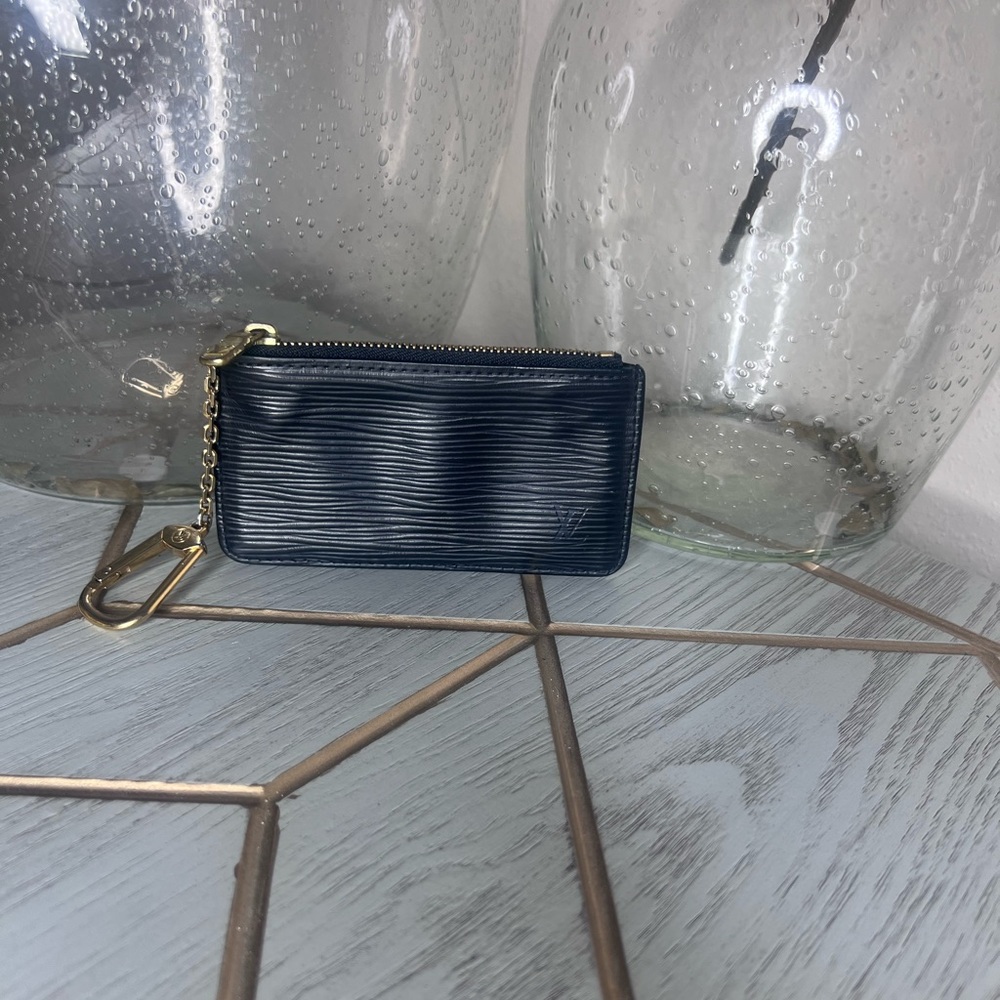 Louis Vuitton Epi Cles Black